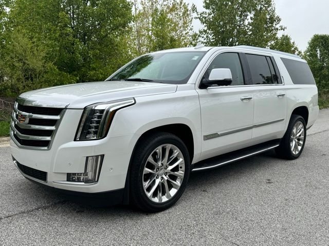 2020 Cadillac Escalade ESV AWD Luxury's photo