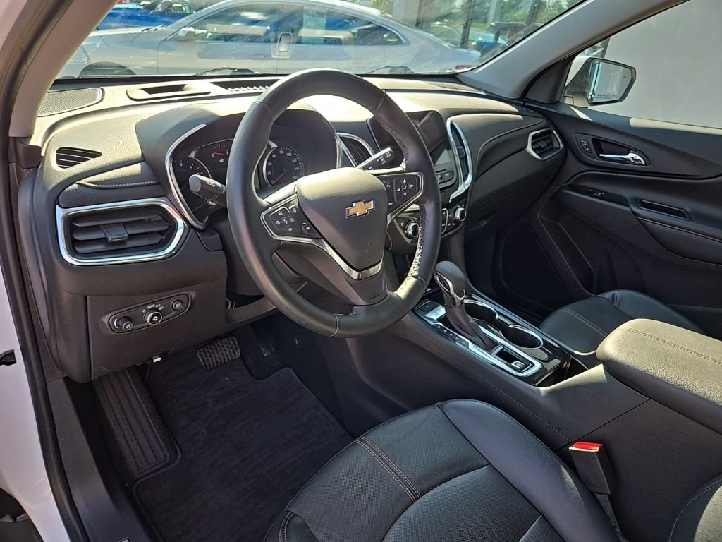 Used 2023 White Chevrolet Premier image 35
