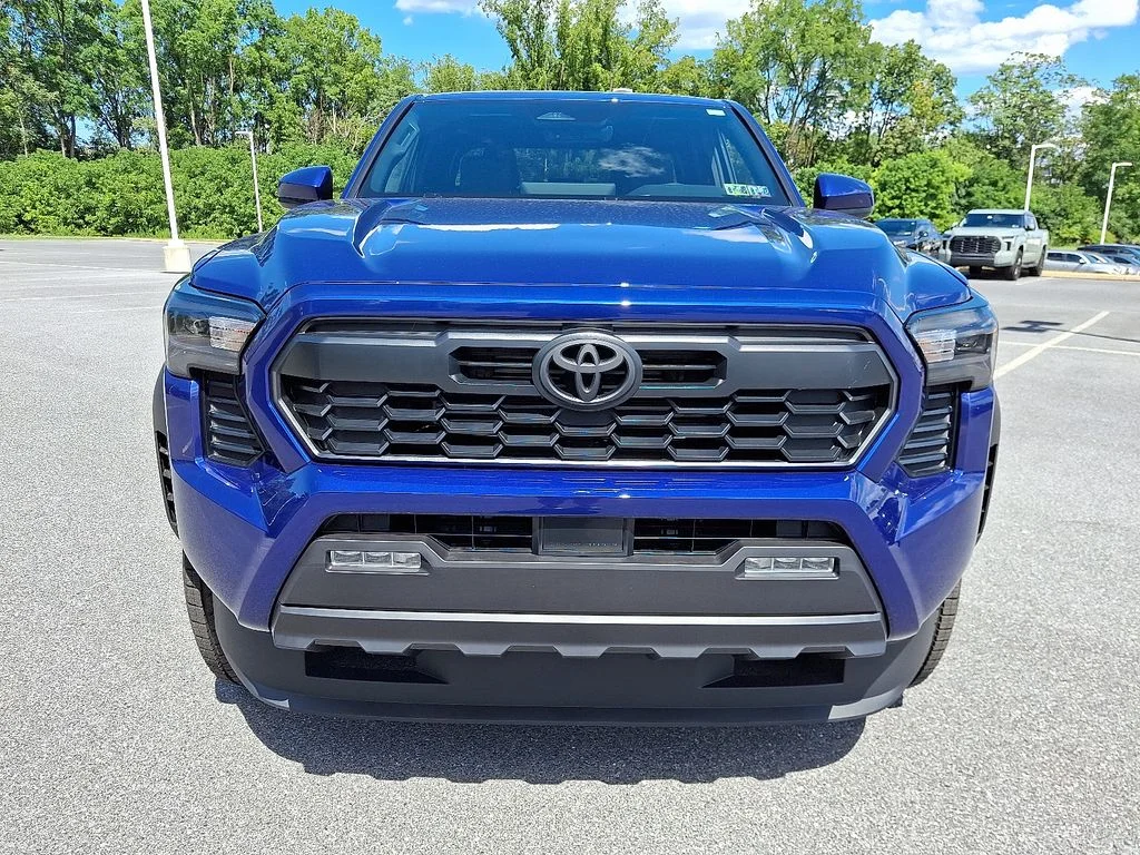 2025 Toyota Tacoma TRD Off Road - Photo 8