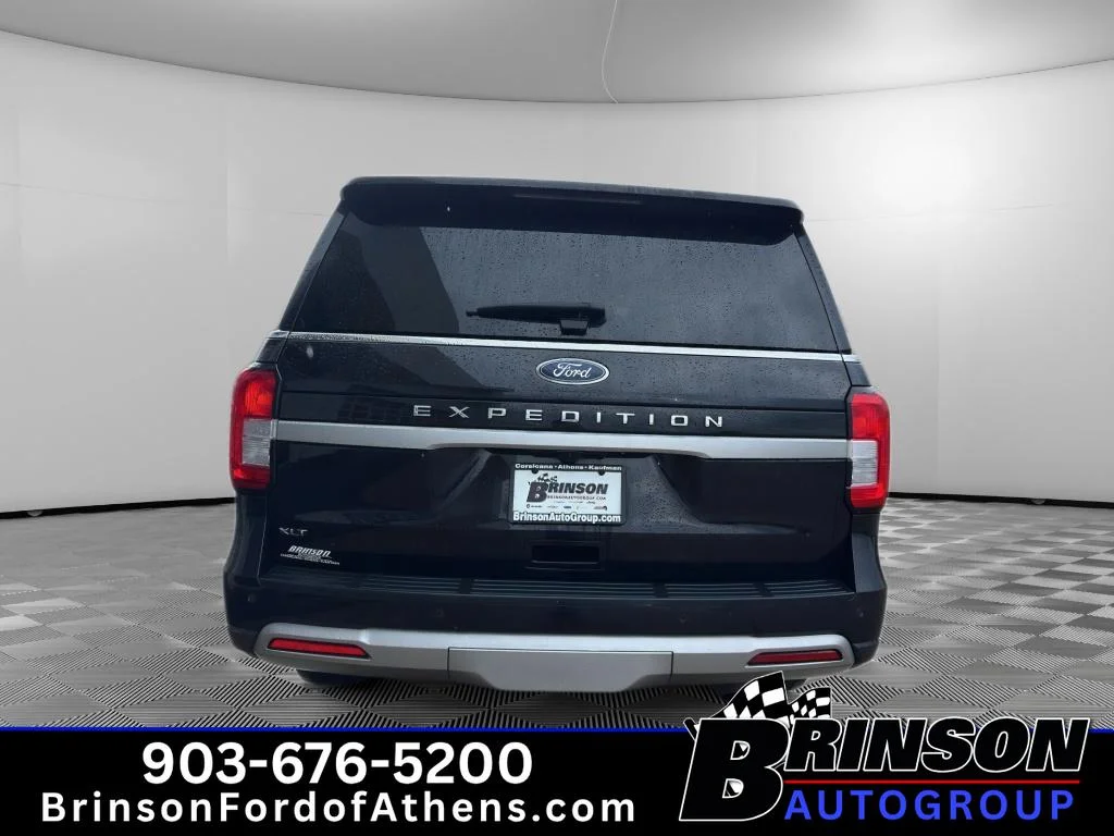 Used 2024 Agate Black Metallic Ford XLT image 6
