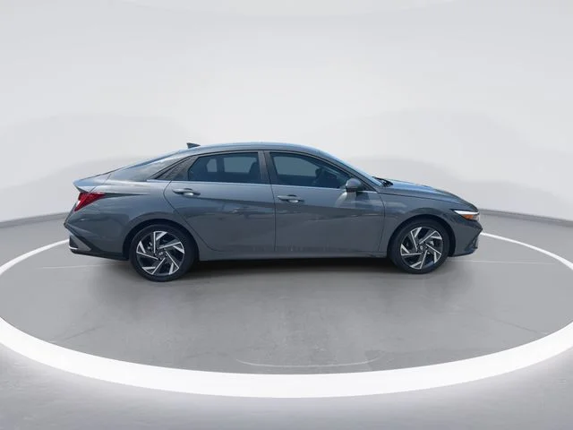 Used 2025 Gray Hyundai Limited image 9