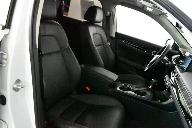 Used 2023  Honda Touring image 38