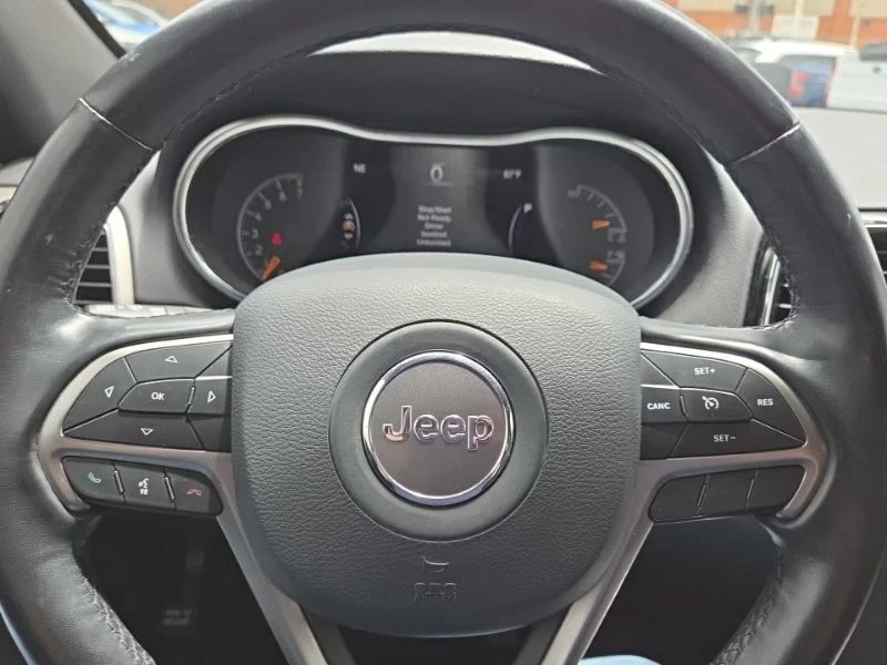 Used 2020 Black Jeep Altitude image 11