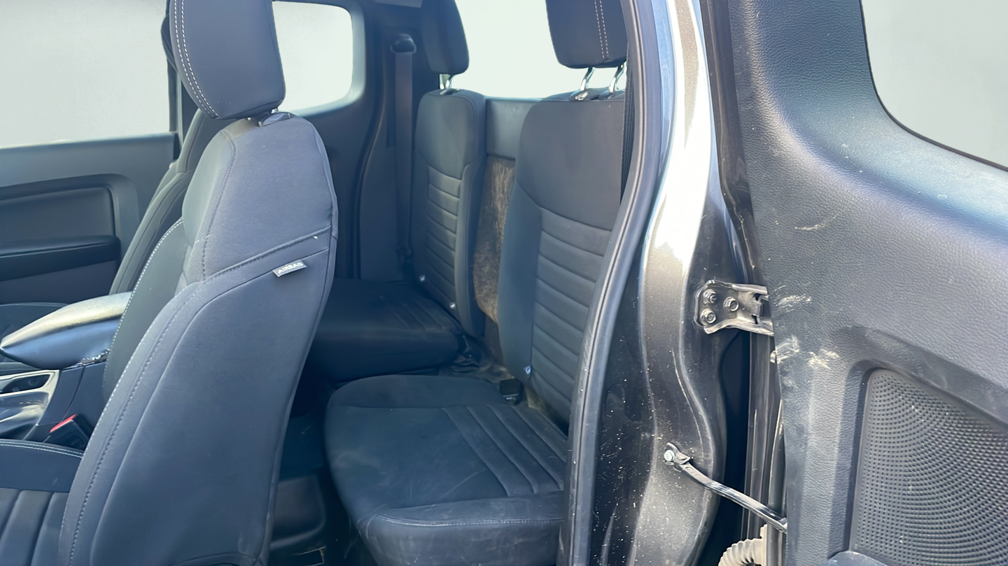 Used 2020 Gray Ford XL image 10
