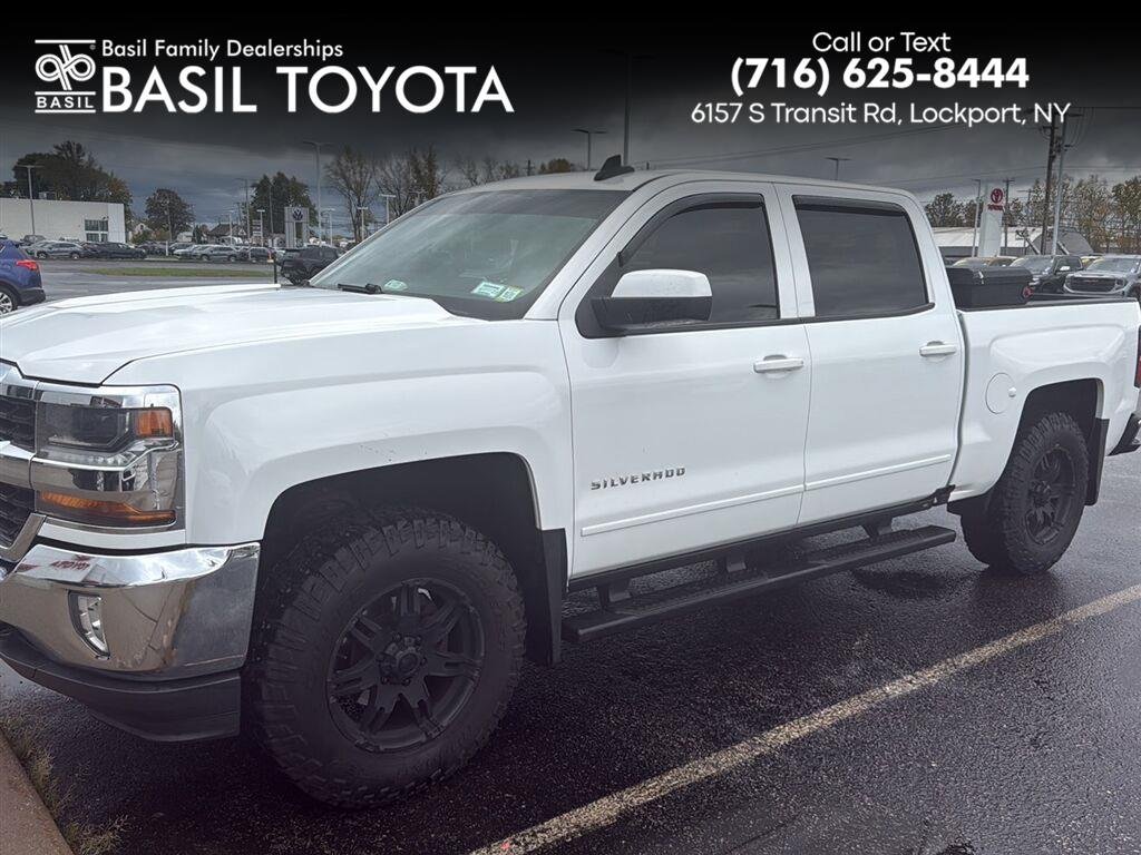 Used 2016 Summit White Chevrolet LT image 1