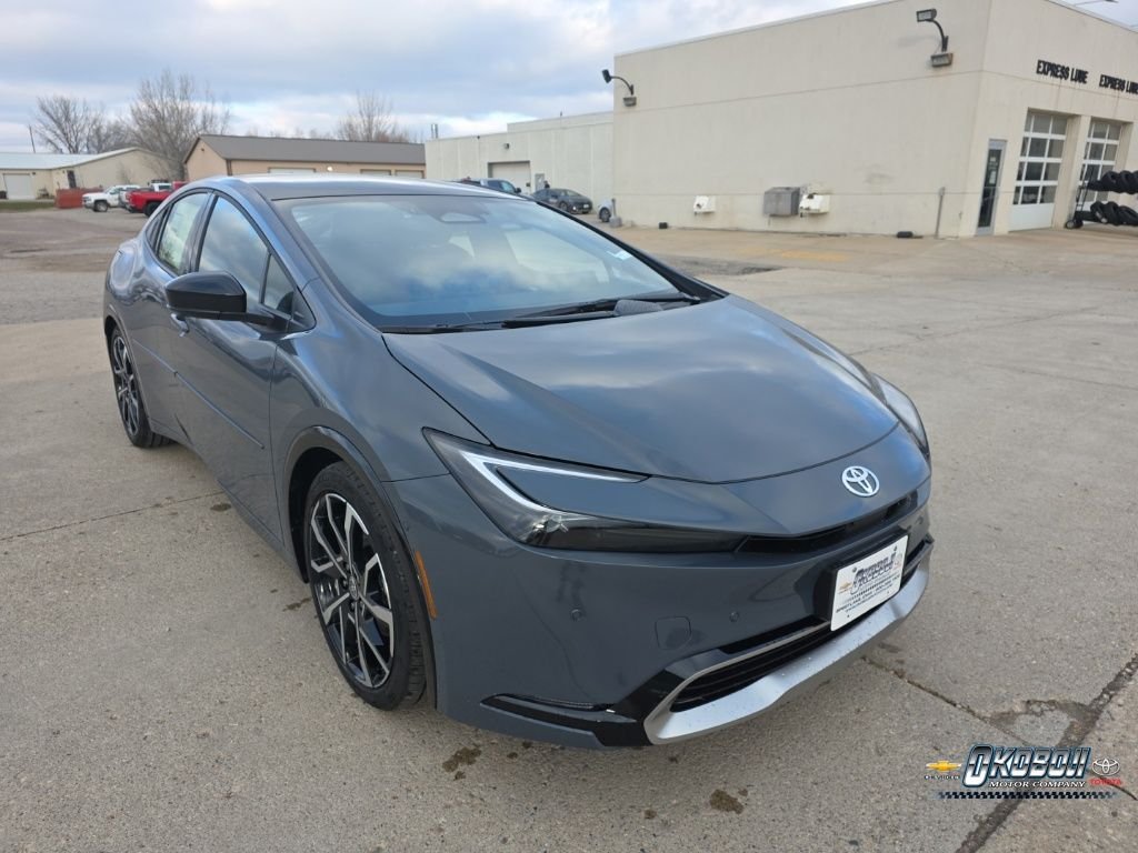 2026 Toyota Prius Plug-in Hybrid XSE Premium - Photo 7