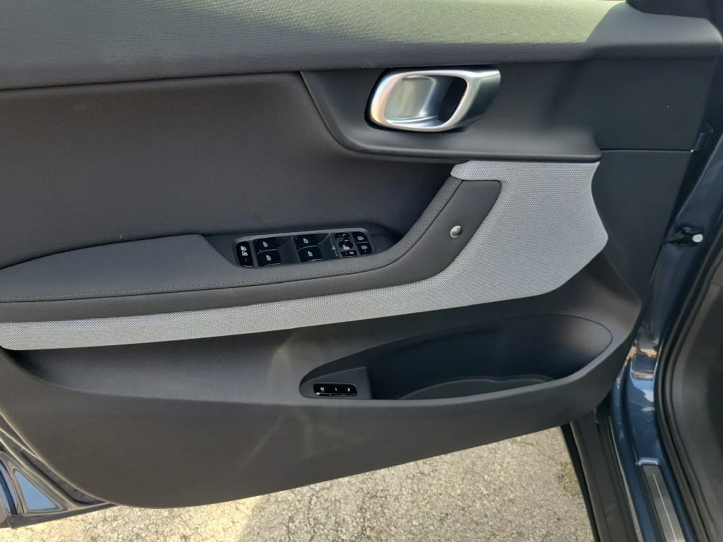 Used 2024 Blue Polestar Long Range Dual Motor image 20