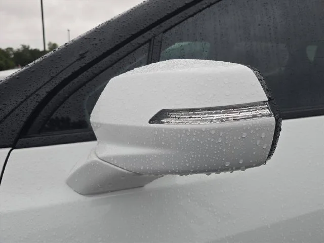 Used 2022 SUMMIT WHITE Chevrolet LT image 25