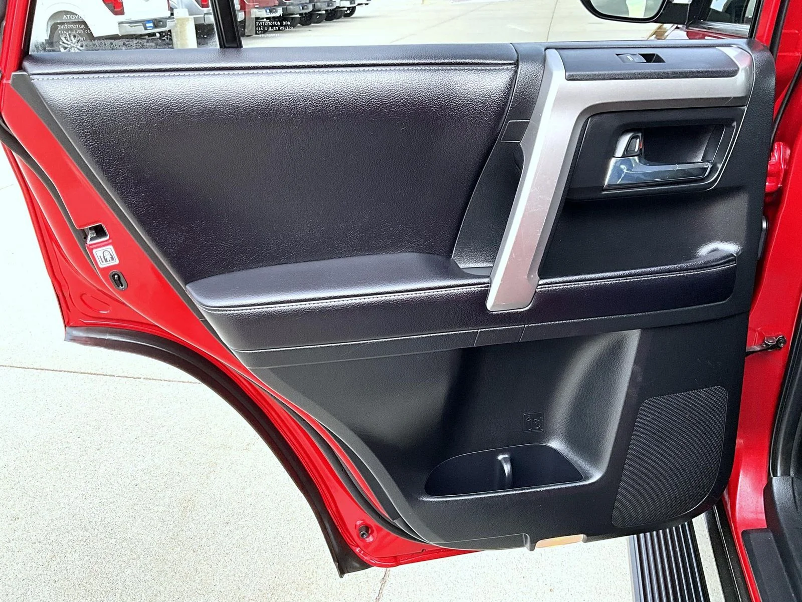 Used 2017 Red Toyota SR5 image 21