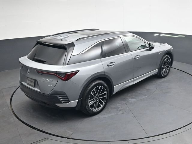 Used 2024  Acura Base image 23