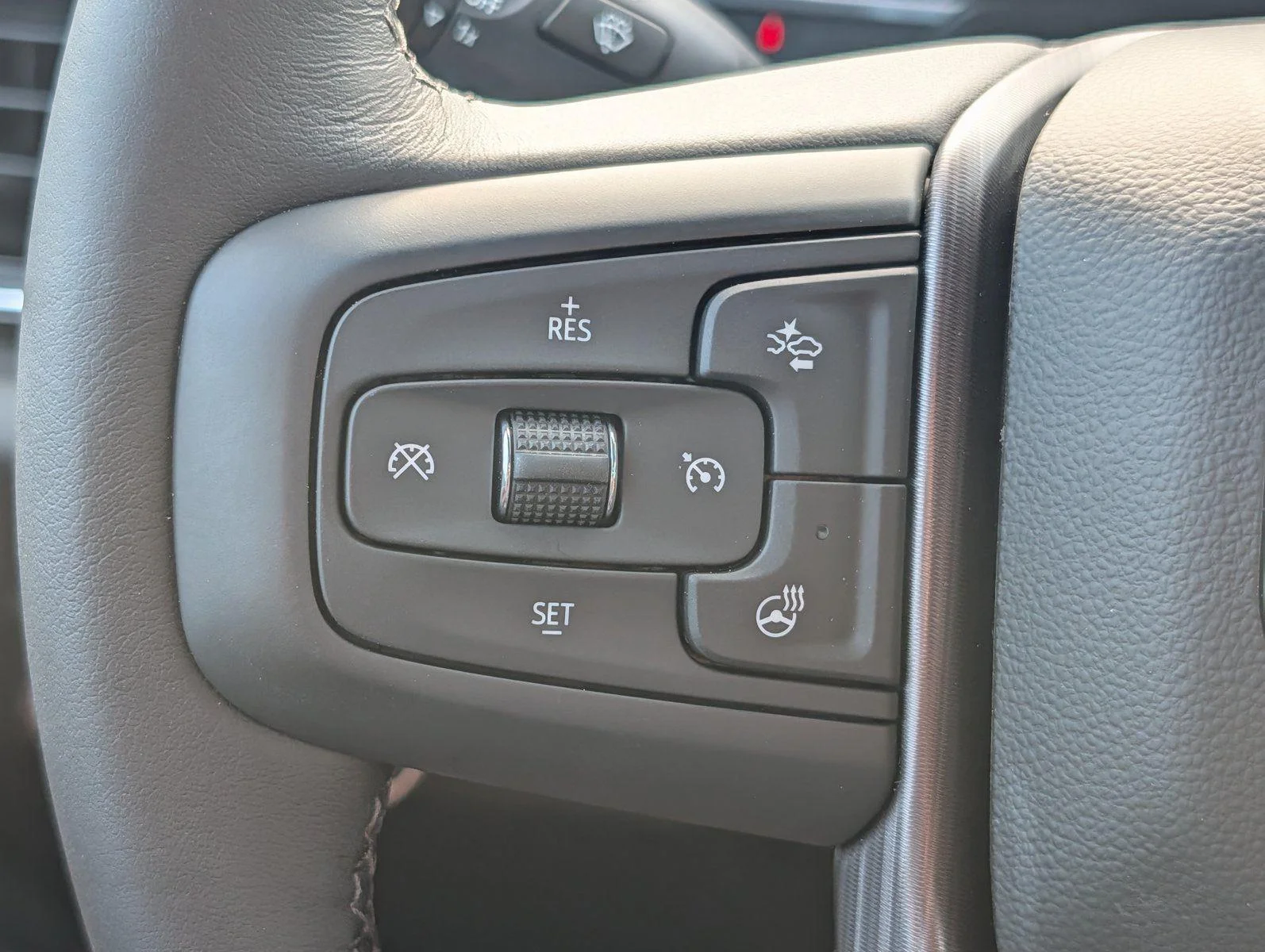 New 2026 Glacier White Tricoat GMC Denali Ultimate image 25