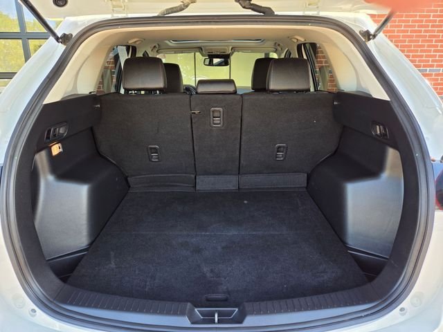 Used 2014 White Mazda Grand Touring image 26