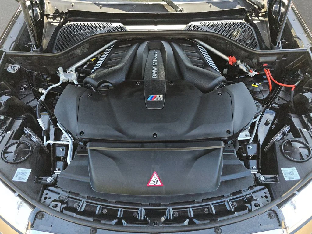 Used 2017 Black BMW Base image 34