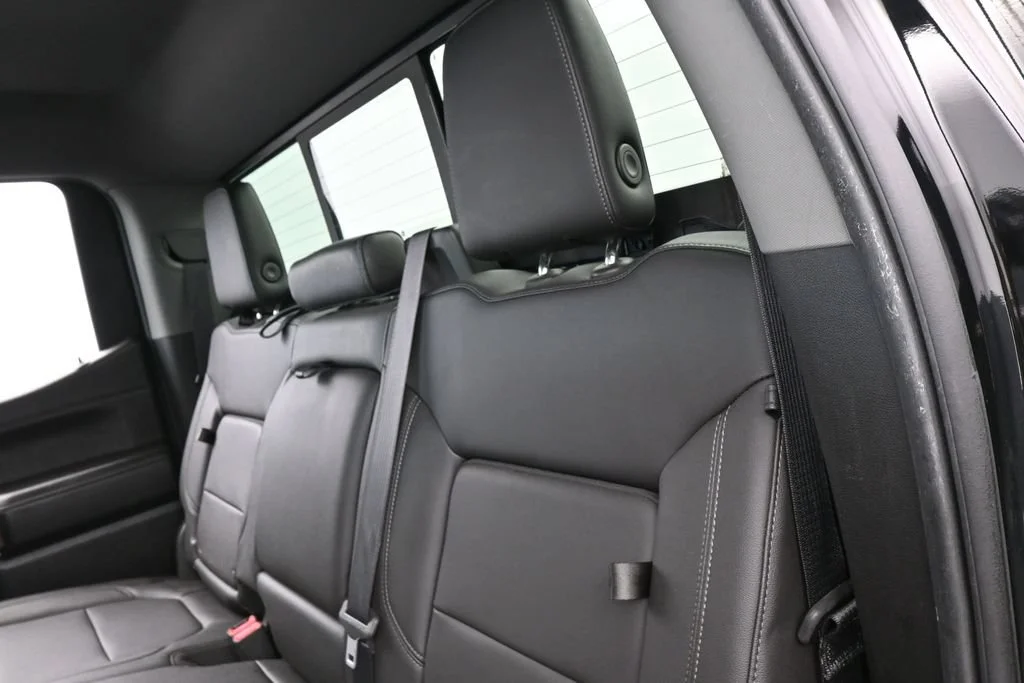 Used 2019 Black Chevrolet LT image 29