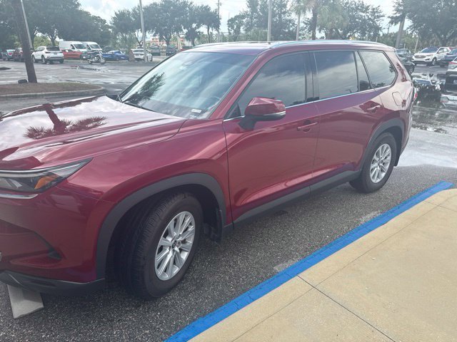 Used 2024 Ruby Flare Pearl Toyota XLE image 3