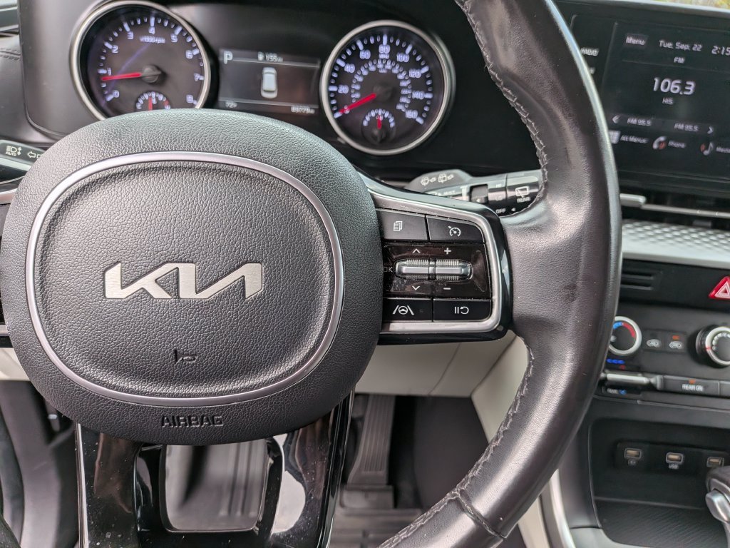 Used 2024 Red Kia LX image 14
