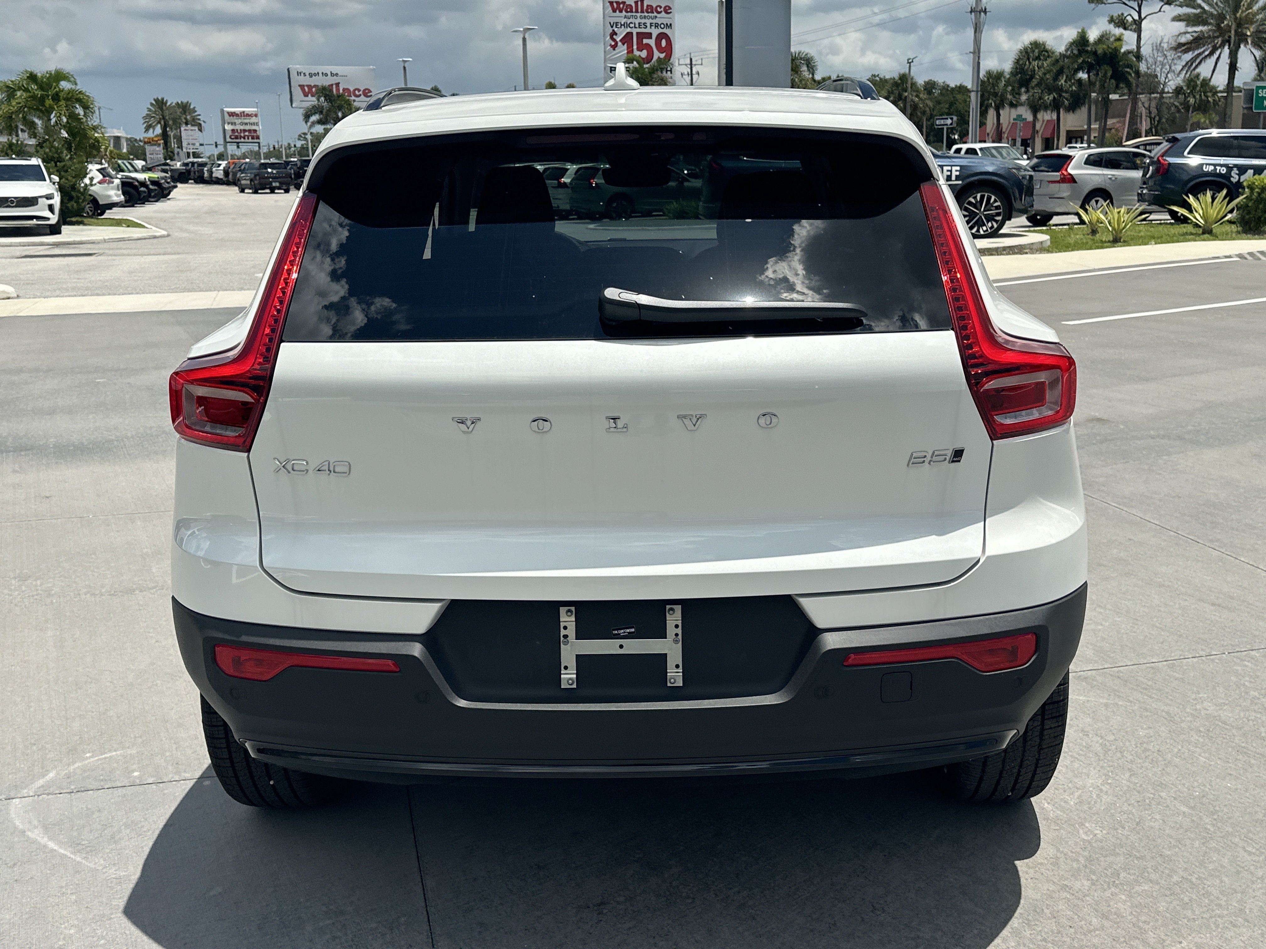 New 2026 Crystal White Volvo Ultra image 8
