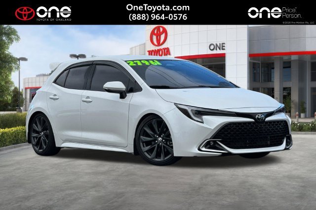 2025 Toyota Corolla Hatchback XSE
