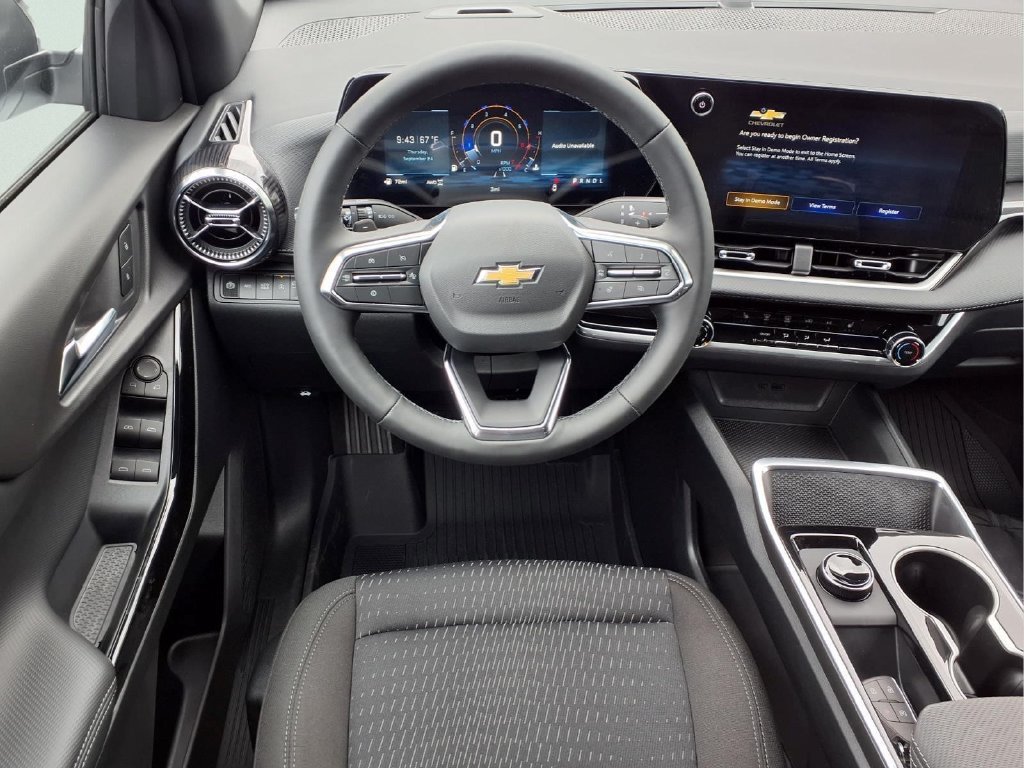 2027 Chevrolet Equinox LT - Photo 14