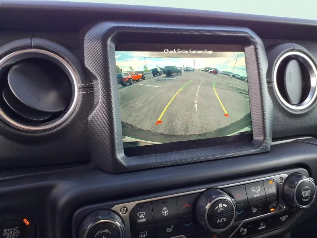 Used 2021 Black Jeep Unlimited Rubicon 4xe image 29