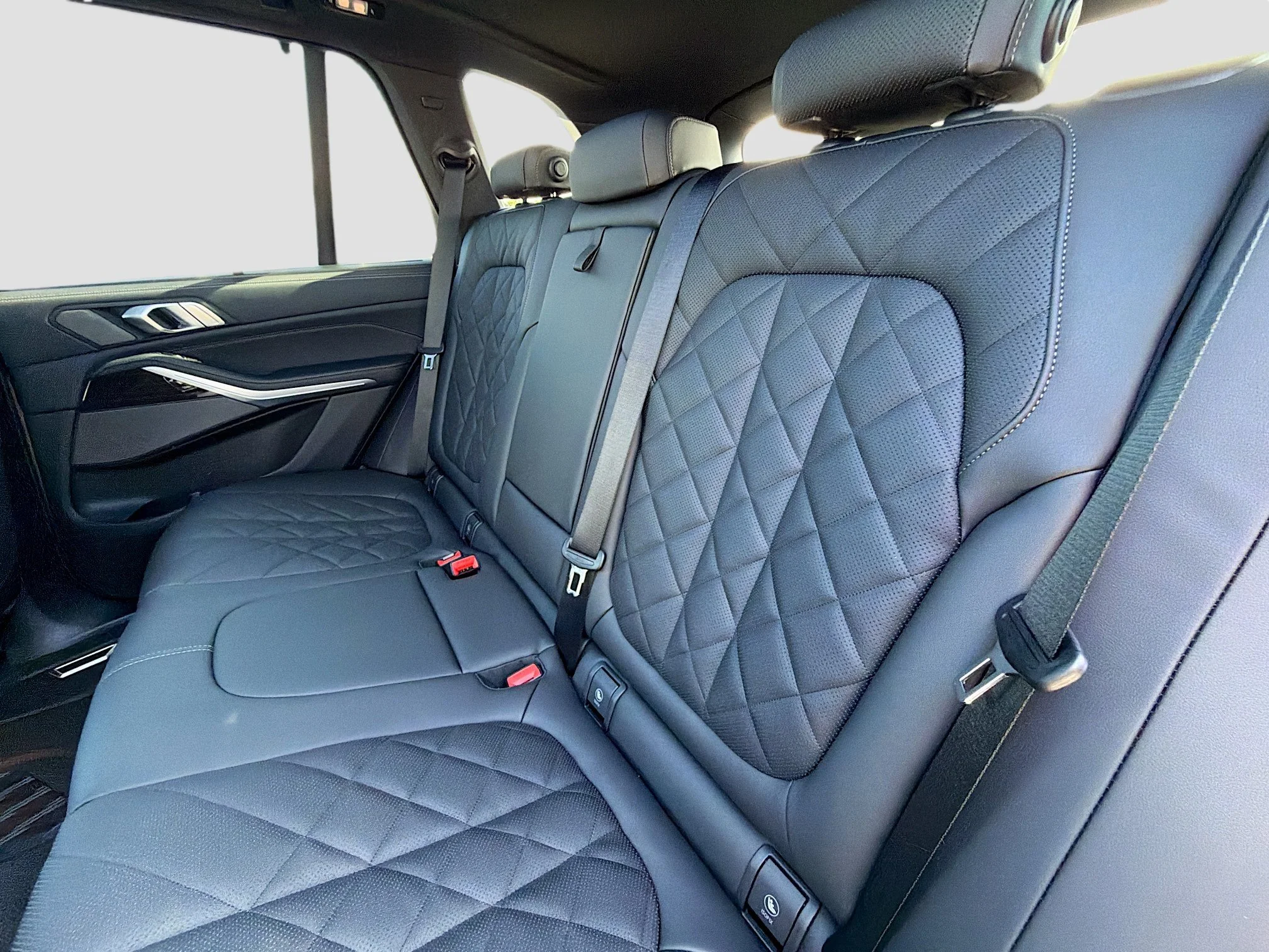 New 2026 Skyscraper Grey Metallic BMW sDrive40i image 21