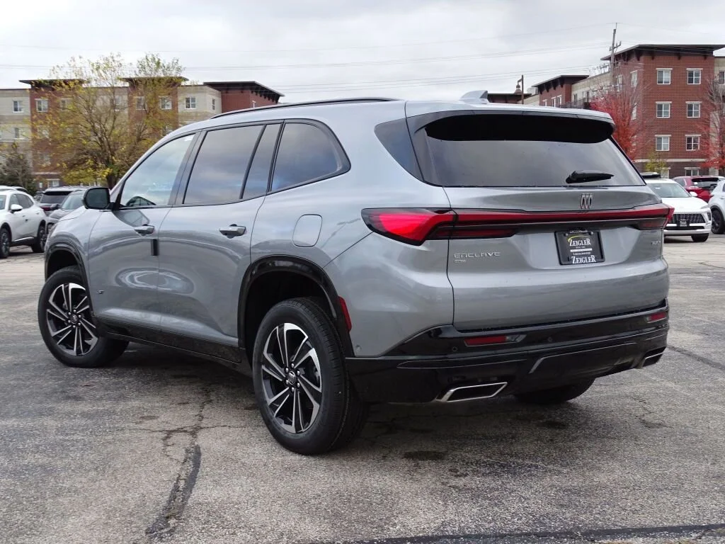 2025 Buick Enclave Sport Touring - Photo 14