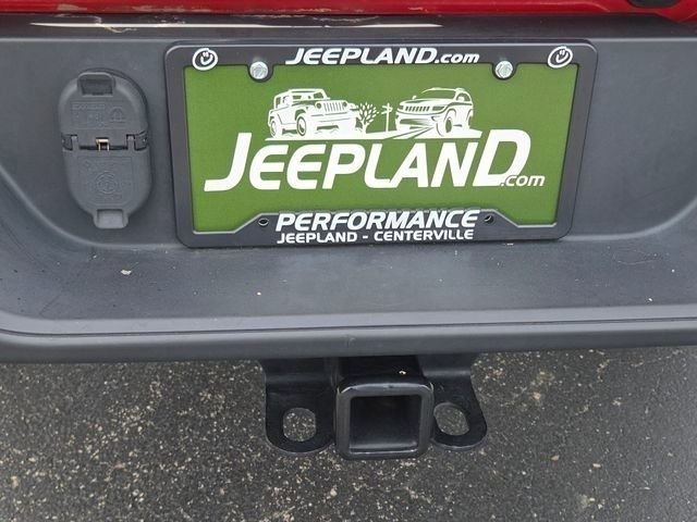 Used 2022 Firecracker Red Clearcoat Jeep Altitude image 24