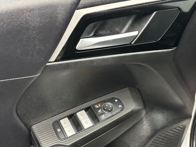 Used 2024 Gray Mitsubishi  image 16