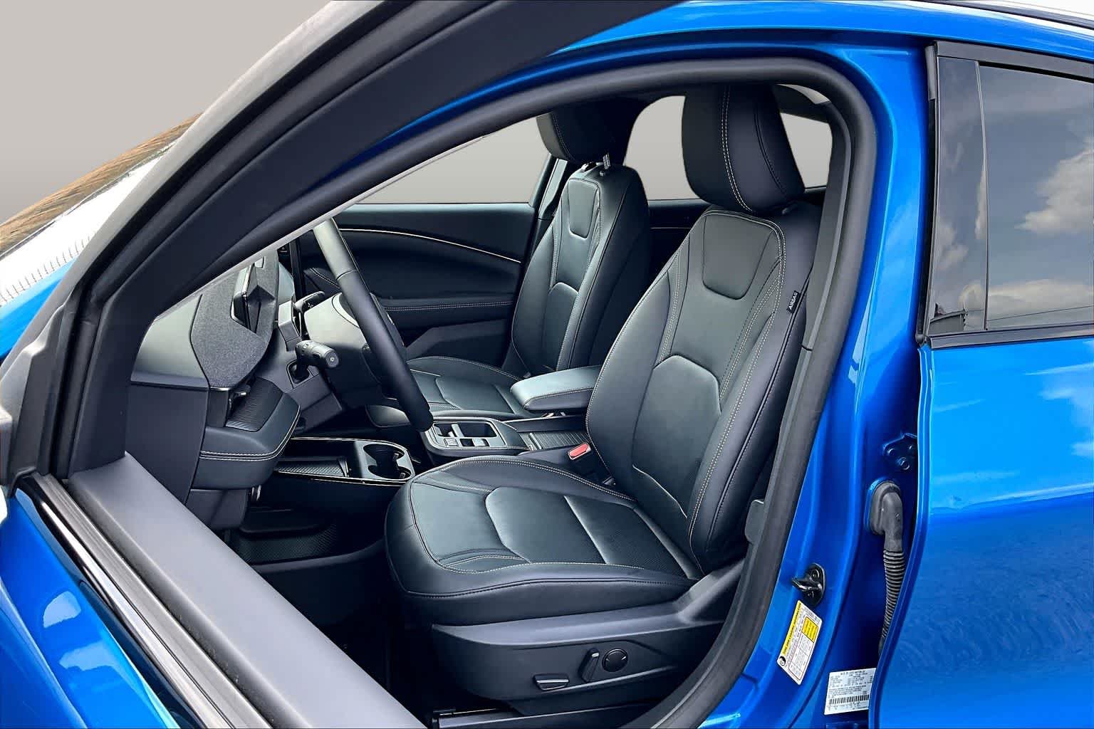 Used 2025 Velocity Blue Metallic Ford Premium image 7