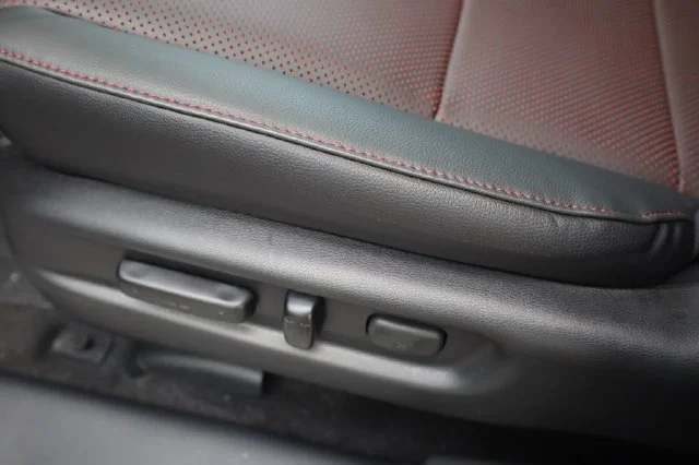 New 2026 Sonic Gray Pearl Honda Black Edition image 28