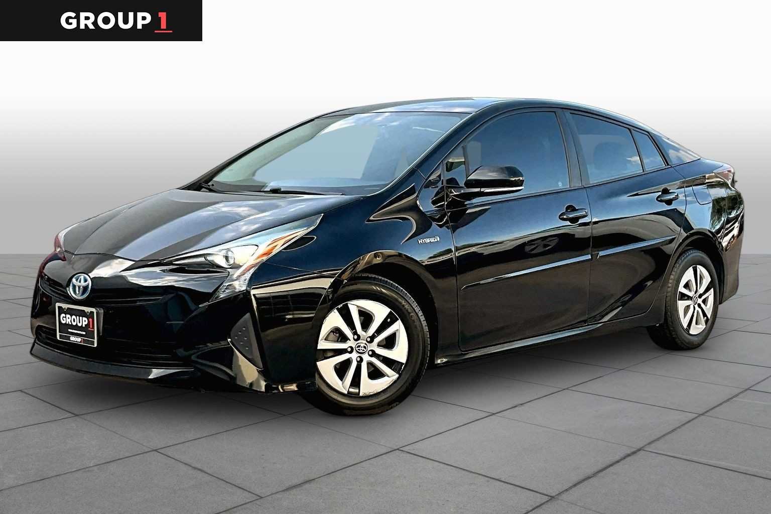 Pre-Owned 2016 Toyota Prius Four