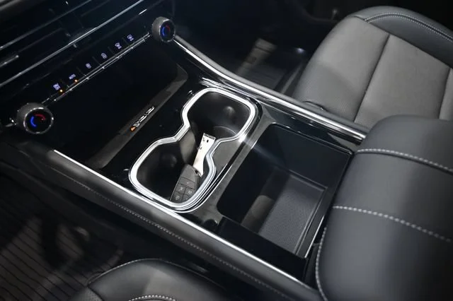 New 2026 Mosaic Black Metallic Chevrolet LT image 19