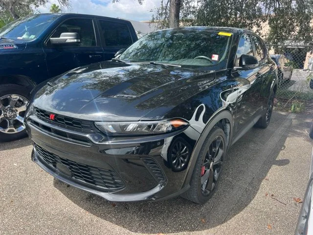 Used 2023  Dodge GT image 1