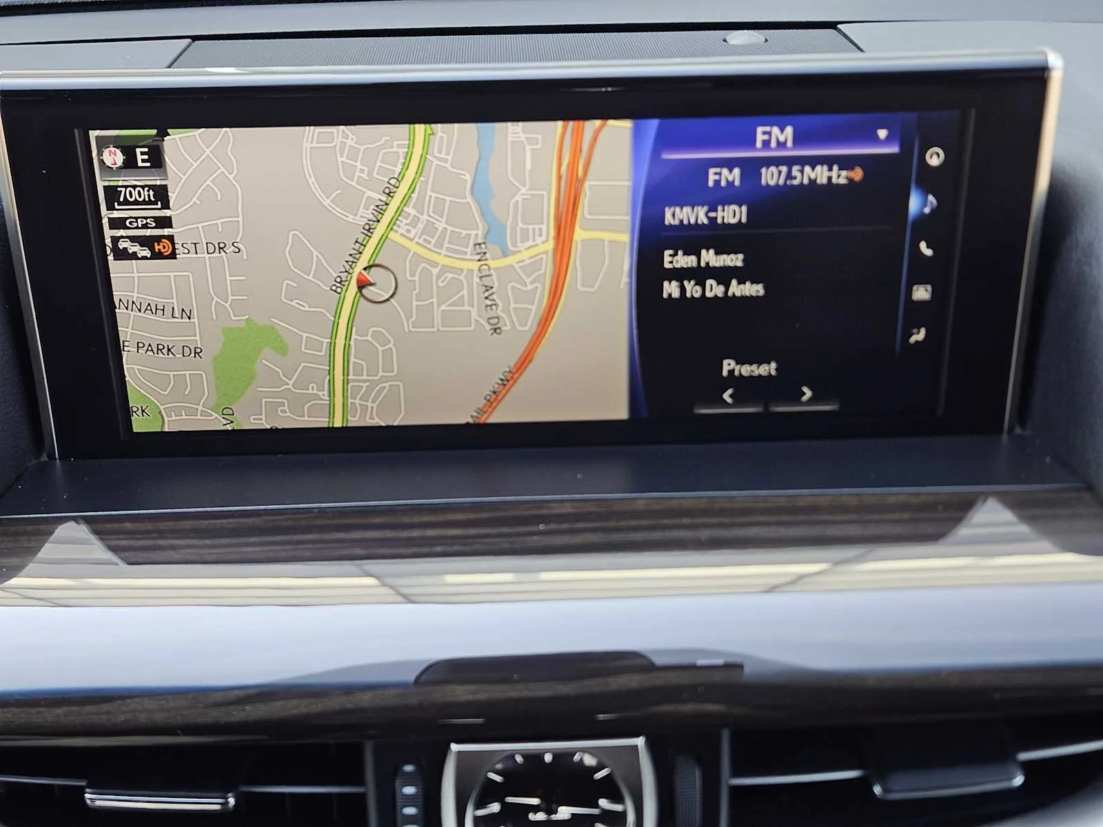 Used 2021 Black Onyx Lexus  image 11