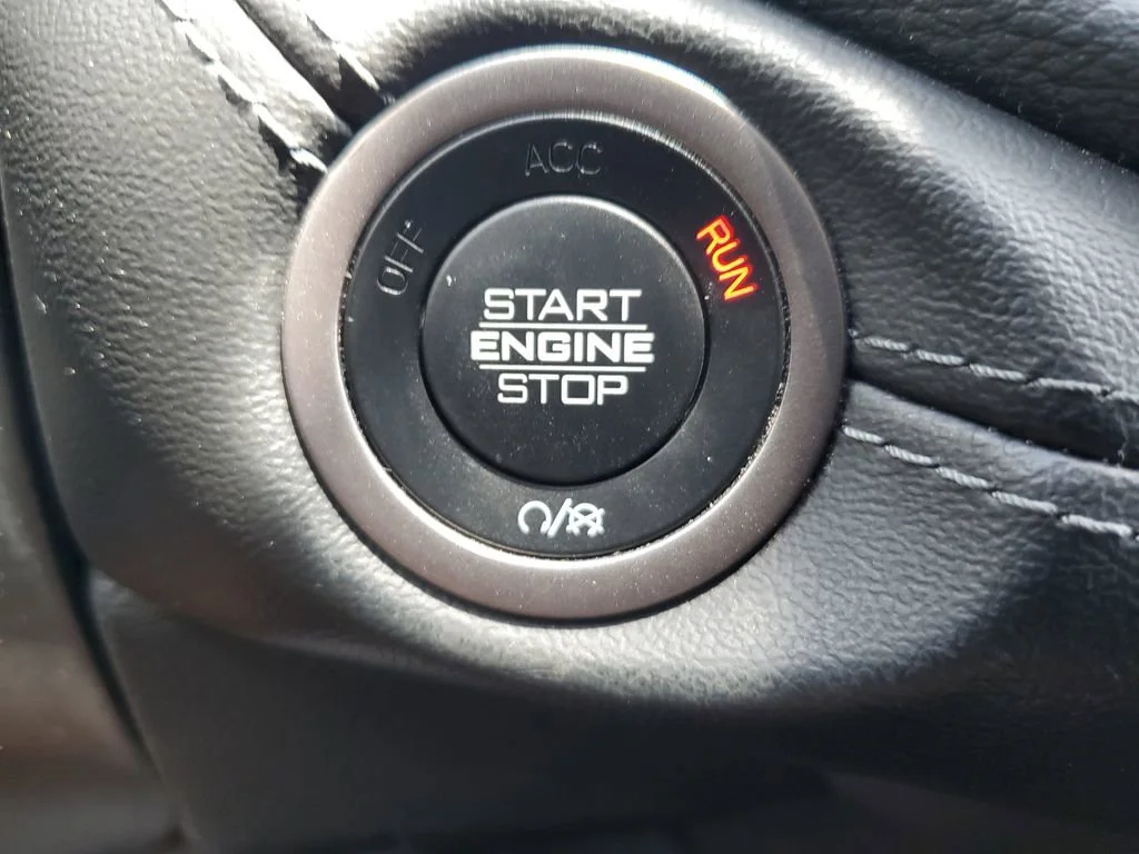 Used 2022 Destroyer Gray Cl Dodge SXT image 25