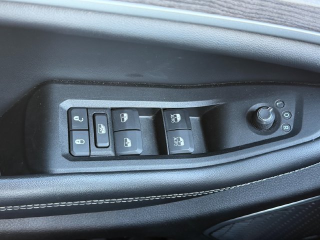 Used 2024 White Jeep 4xe image 15