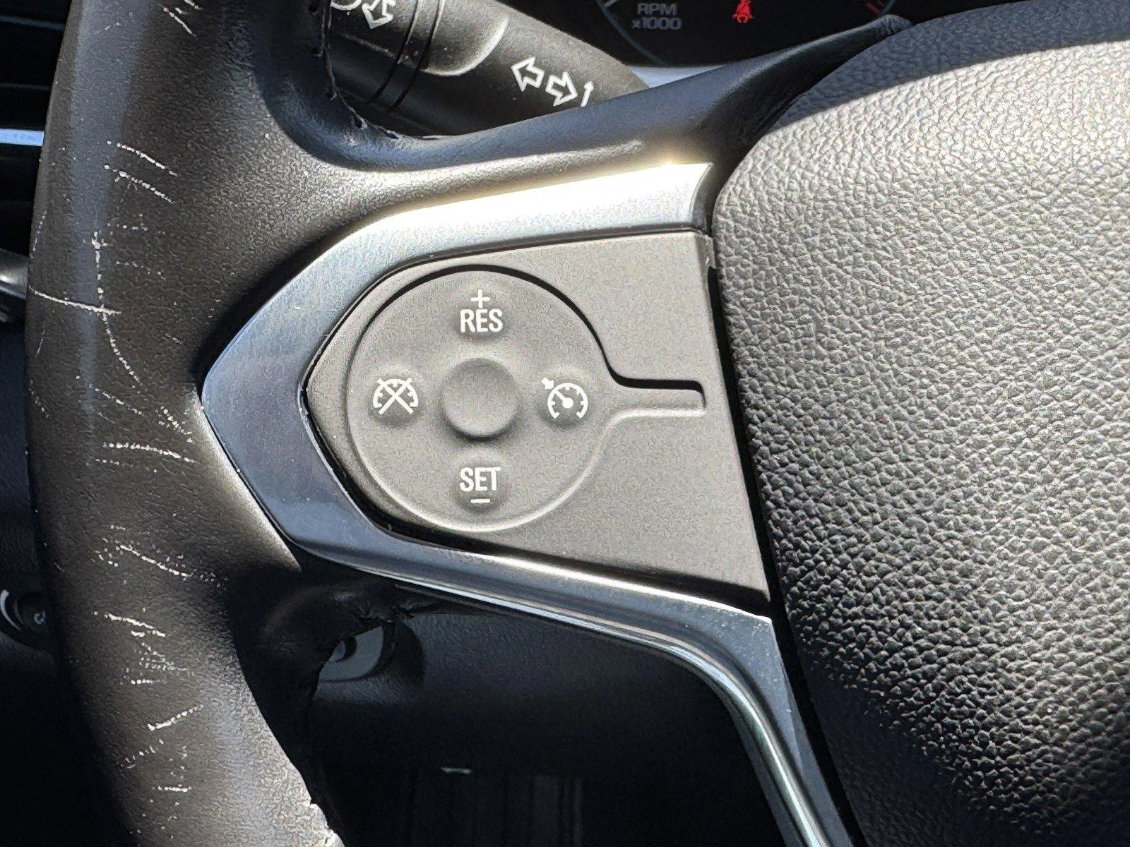 Used 2020 Mosaic Black Metallic Chevrolet LT Cloth image 23