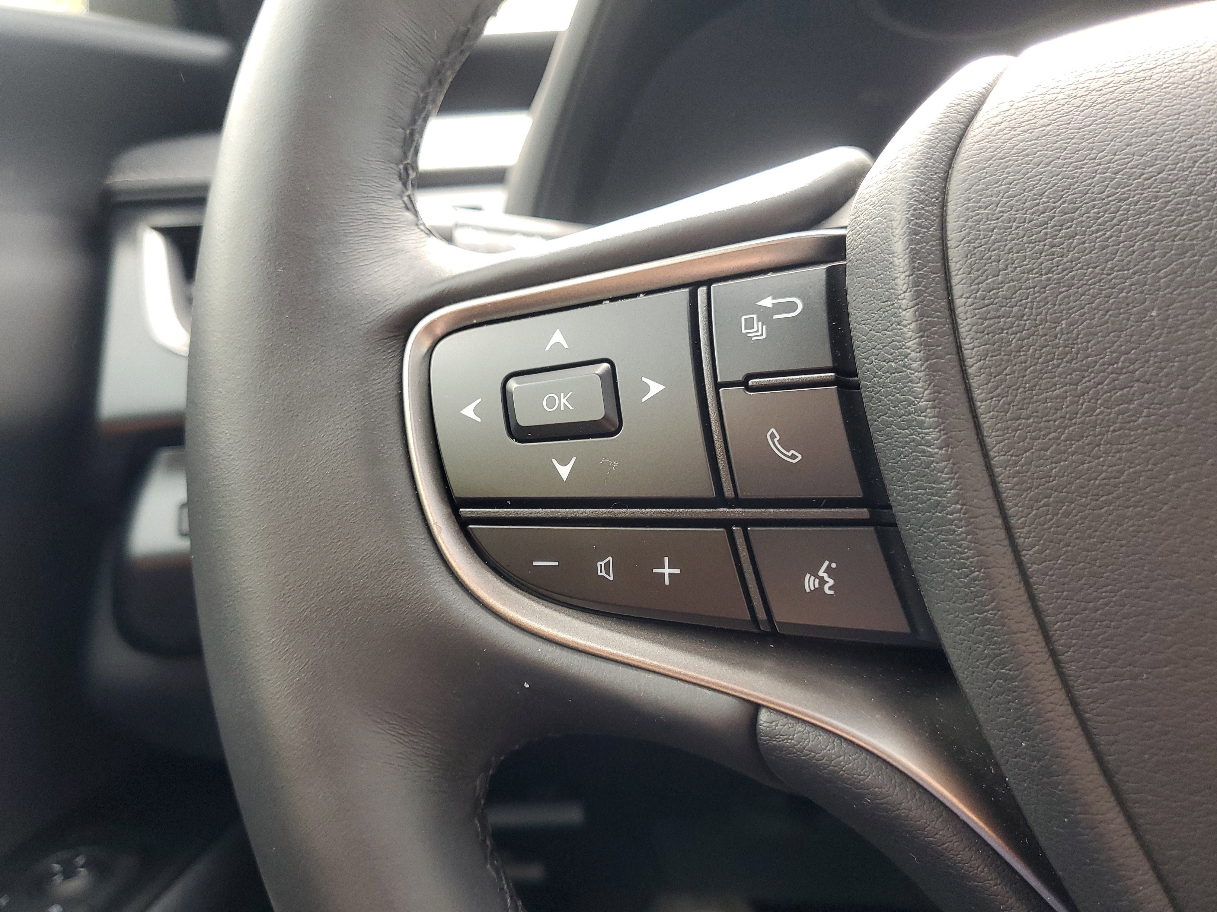 Certified Used 2025 Obsidian Lexus UX 300h F SPORT Design image 22