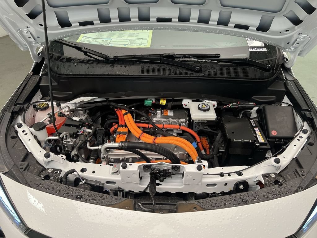 2027 Chevrolet Bolt LT - Photo 25