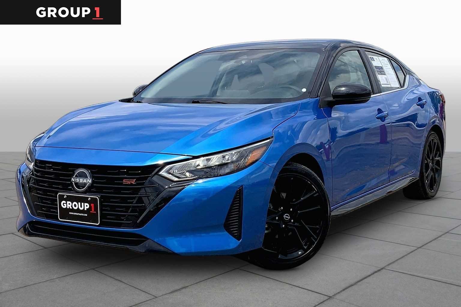 2025 Nissan Sentra SR CVT's photo