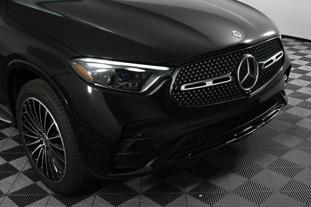 New 2026 Obsidian Black Metallic Mercedes-Benz GLC 300 image 36