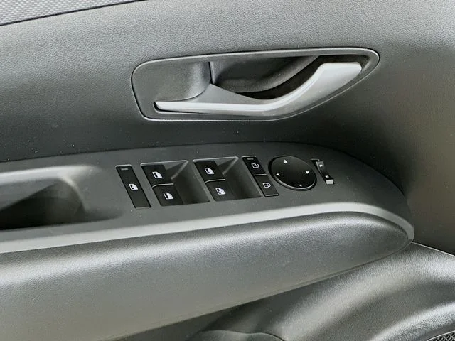 New 2026 Hyundai TUCSON SEL