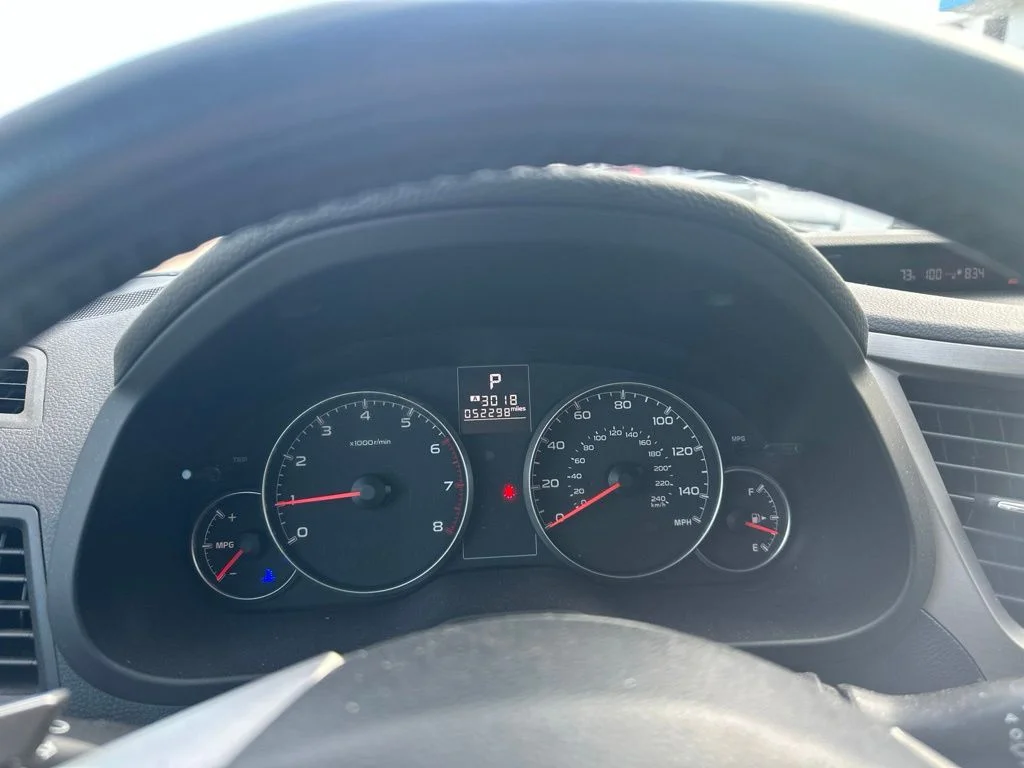 Used 2014 Blue Subaru 2.5i Premium image 12