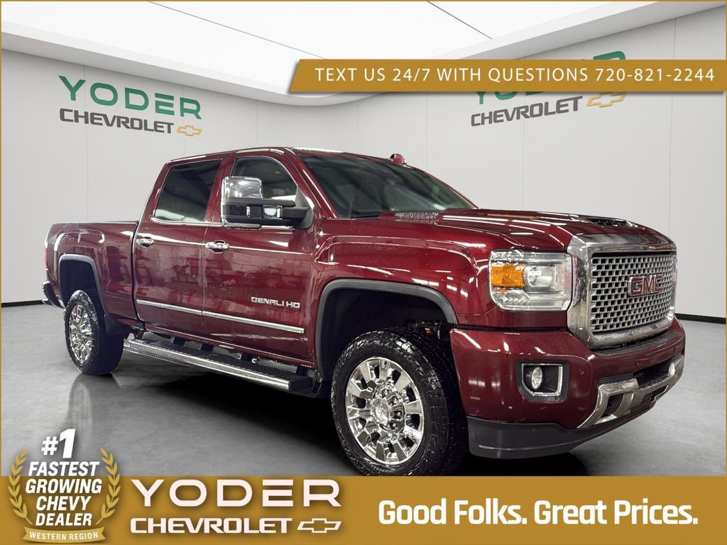 2017 GMC Sierra 4WD Crew Cab Standard Box Denali's photo