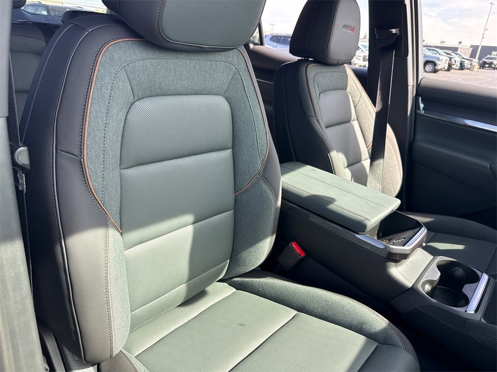 2026 GMC TERRAIN - Image 36