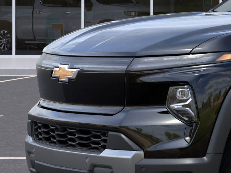 2026 Chevrolet Silverado EV LT - Photo 13