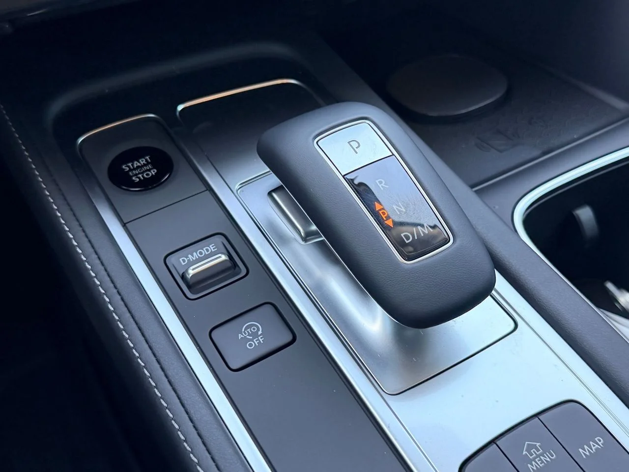 New 2027 GRAND BLUE INFINITI Luxe FWD image 24