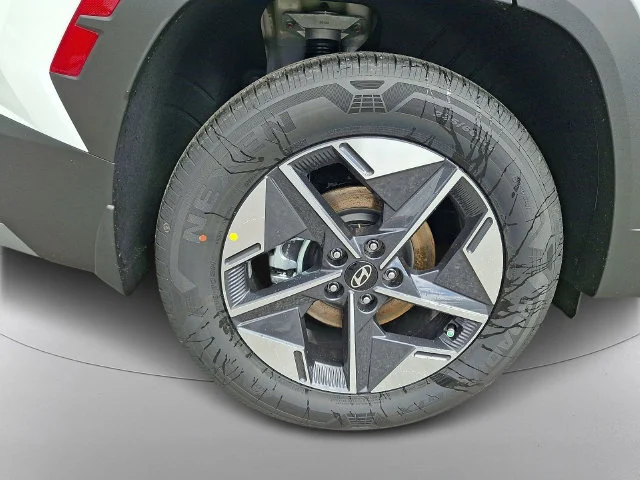New 2026 White Hyundai SEL image 6