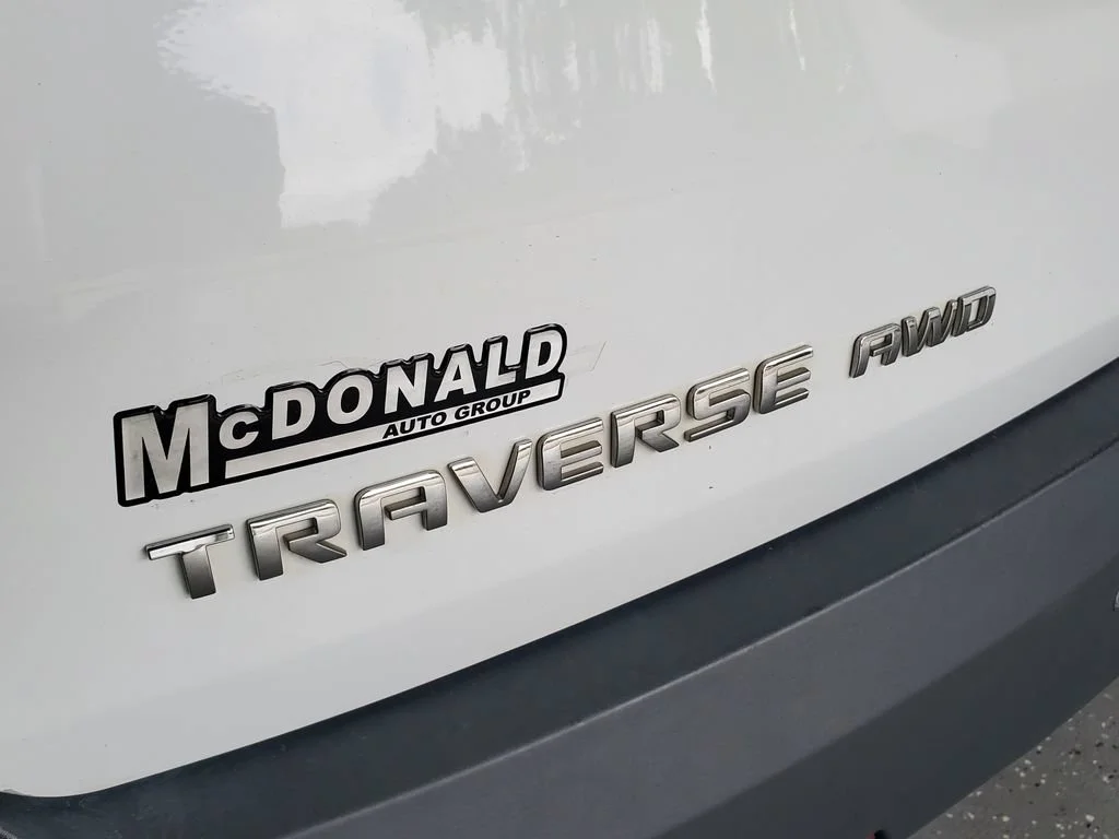 Used 2020 SUMMIT WHITE Chevrolet LT Cloth image 37