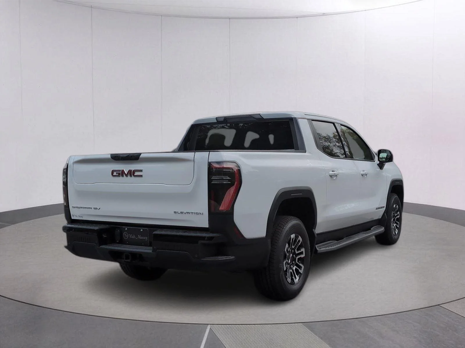 New 2026 Summit White GMC Elevation Standard Range image 3